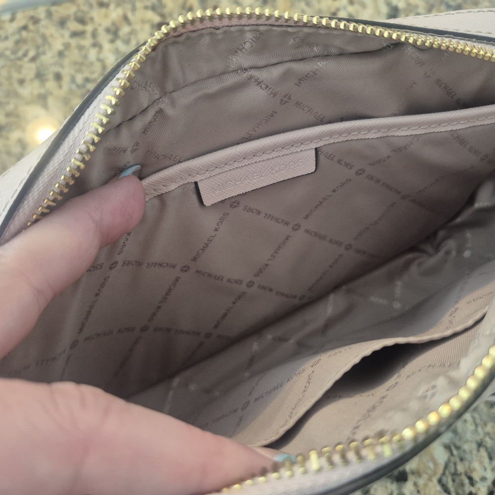 Michael Kors Lavender Crossbody Bag - Picture 4 of 5